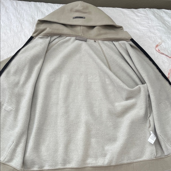 Essentials Fear of God Full Zip Hoodie Jacket Taupe XL Oversized - Picture 9 of 17